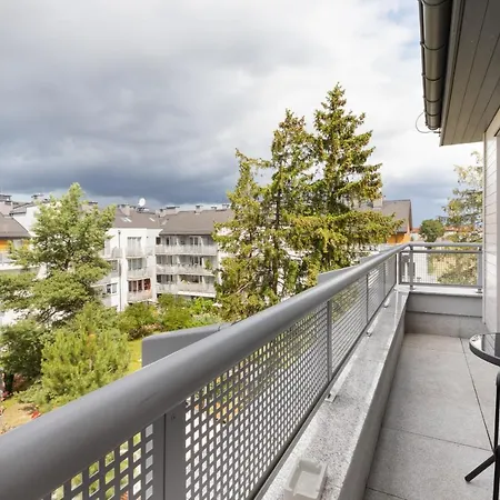 Spacious Family Near The Forest By Renters Apartament