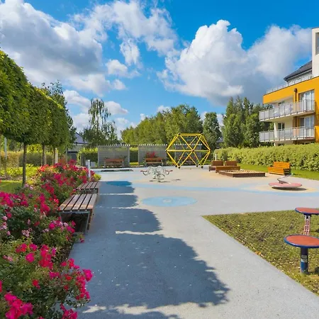 Spacious Family Near The Forest By Renters Apartament Gdynia