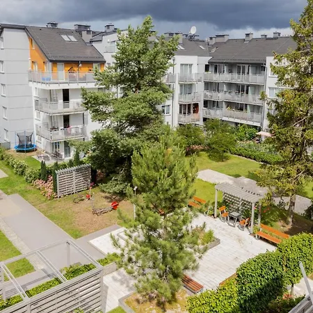 Spacious Family Near The Forest By Renters Apartament Gdynia